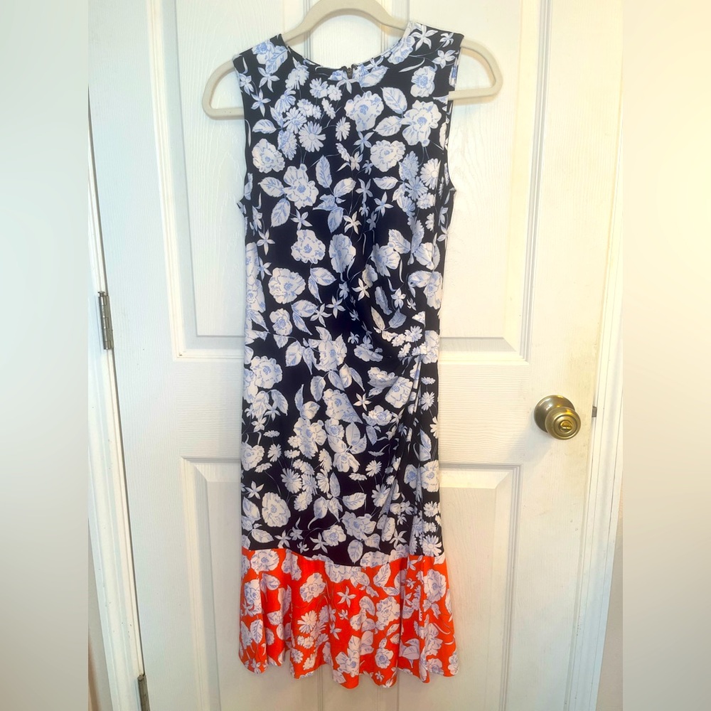 Eliza J Sleeveless Print Dress with Ruching in Size 6
